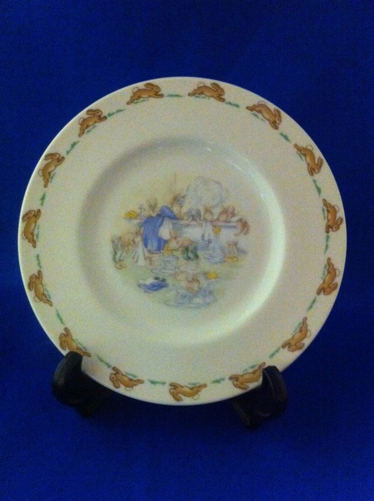 Vintage Bunnykins 'Bath time' Plate