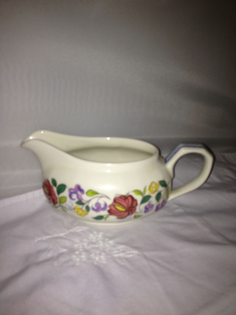 POOLE POTTERY 'campden collection ' sauce boat