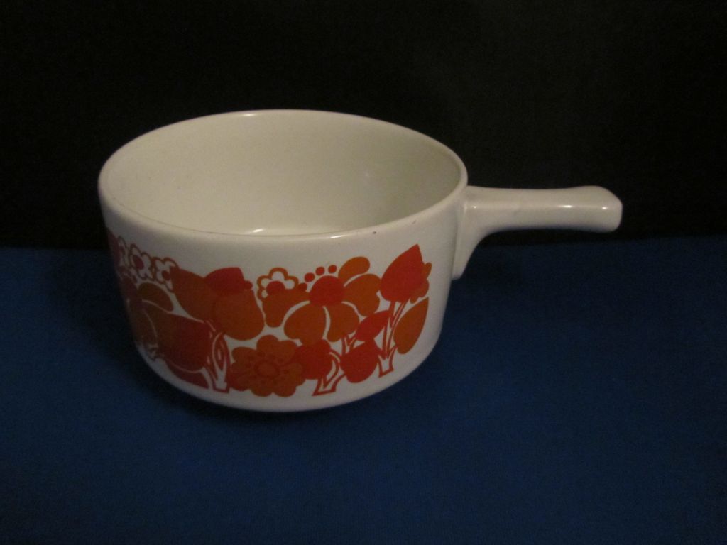 Retro 60's - 70's  Soup Bowl