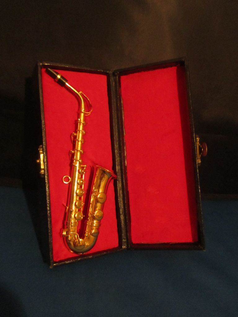 Mini Saxophone